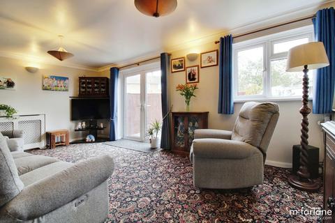 4 bedroom semi-detached house for sale, Cranmore Avenue, Swindon SN3