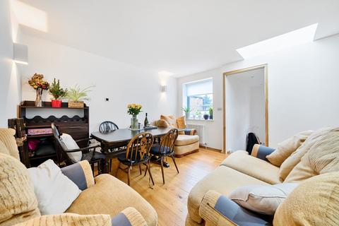 2 bedroom terraced house for sale, Acre Road, Kingston Upon Thames, KT2