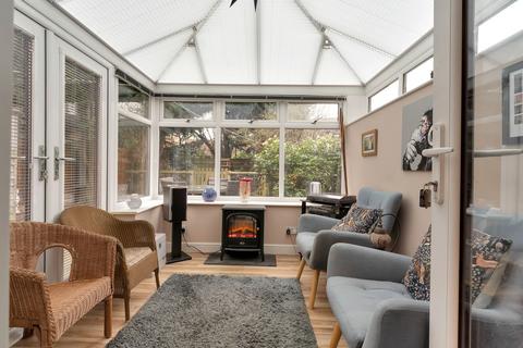 14 Beardsley Road, Quorn, Loughborough, LE12 8UX