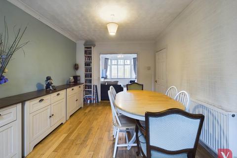 271 Beechwood Road, Luton, LU4 9RA