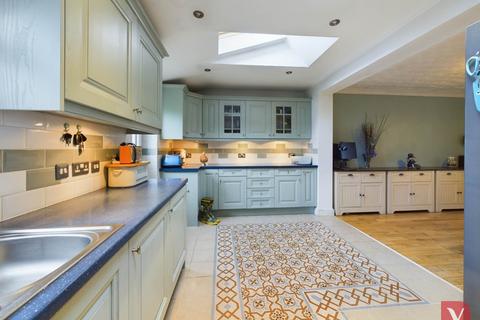 271 Beechwood Road, Luton, LU4 9RA