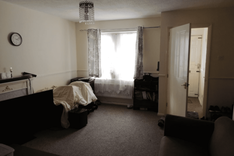 3 bedroom semi-detached house to rent, Richard House Drive, London, E16