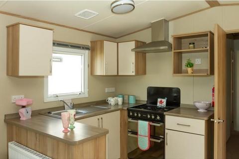 2 bedroom static caravan for sale, Newquay Bay Resort