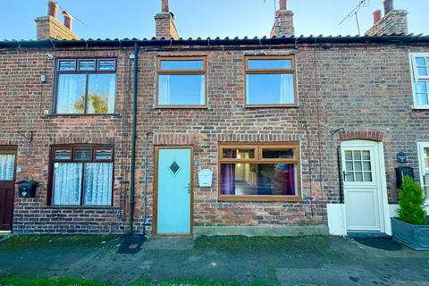 2 bedroom house for sale, Mill Row, Withernwick, Hull