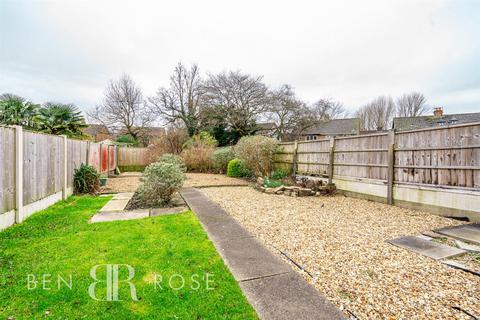 3 bedroom semi-detached house for sale, Cherrywood Close, Leyland