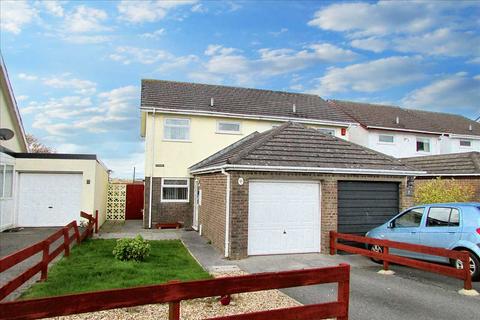 2 bedroom semi-detached house for sale, 5 Essex Road, Llanion Park