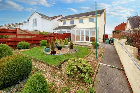 2 bedroom semi-detached house for sale, 5 Essex Road, Llanion Park