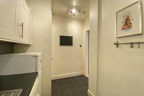 2 bedroom flat to rent, Morrison Street, Central, Edinburgh, EH3