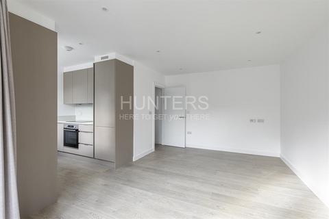 1 bedroom flat to rent, Crouch End Hill, London, N8