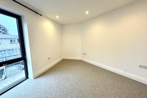 2 bedroom apartment to rent, Acton Lane, Hounslow, London, W4