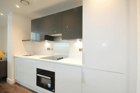 1 bedroom apartment to rent, Furnished- New Eton House, Bath Rd, Slough