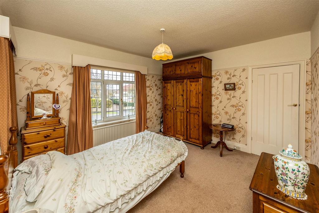 BEDROOM 2, front