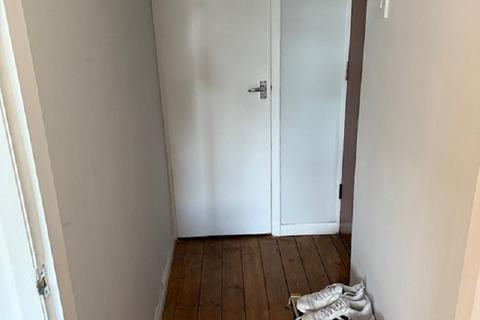 1 bedroom flat for sale, 487 Wilbraham Road, Chorlton, Manchester. M21 0US