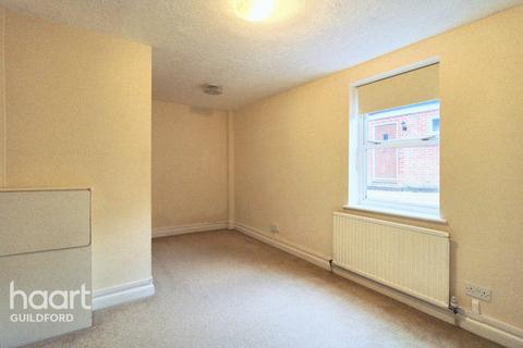 2 bedroom flat to rent, Headley Road, HINDHEAD