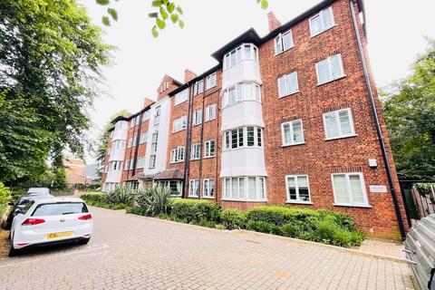 1 bedroom apartment to rent, Crouch End Hill, London N8