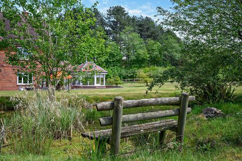 5 bedroom detached house for sale, Tenbury Road, Worcestershire DY14