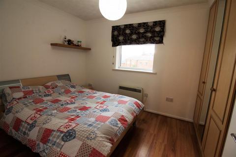 3 bedroom apartment to rent, Charlotte Mews, Newcastle Upon Tyne