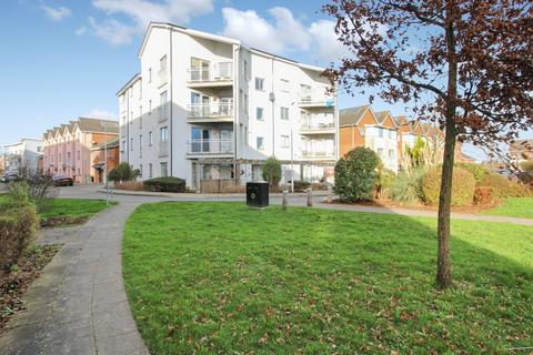 2 bedroom flat for sale, Drummond Grove, Ashford TN24