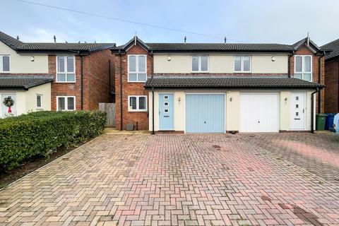 3 bedroom semi-detached house for sale, Beacon Road, Romiley