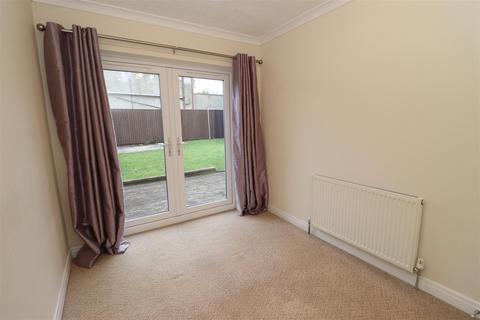 3 bedroom semi-detached bungalow for sale, Blanshards Lane, North Cave, Brough