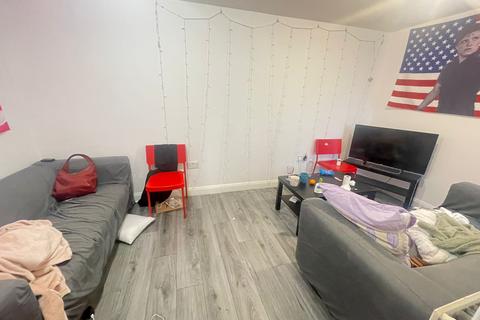 Derby Road, Manchester M14