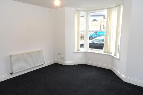 2 bedroom ground floor flat to rent, Flat 1 Primrose House 1, South Parade,Thorne,Doncaster, DN8