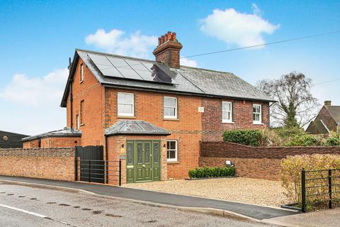 3 bedroom cottage for sale, Applecross Cottage, Station Road, Welham Green, AL9