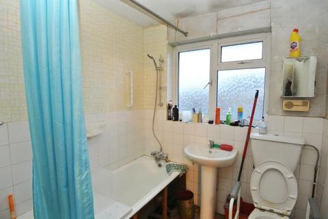 4 bedroom property for sale, Dudley Road, Ashford TW15