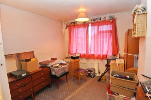 4 bedroom property for sale, Dudley Road, Ashford TW15