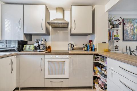 2 bedroom terraced house for sale, Parkside Close, Penge