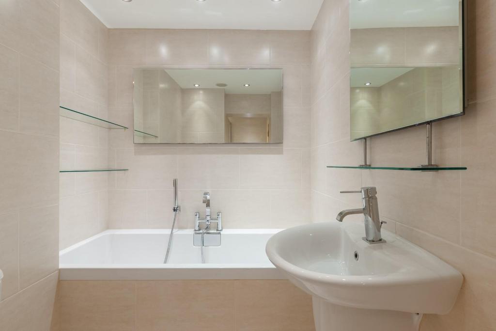 Bathrooms-3.jpg
