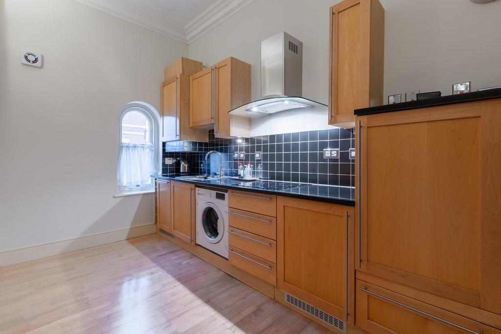 Kitchen-1.jpg