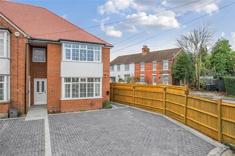 3 bedroom end of terrace house for sale, Pretoria Road, Chertsey, KT16