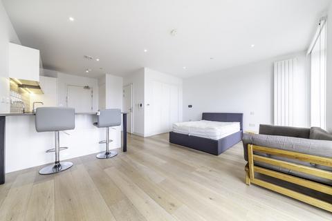 Studio to rent, Laker House, Royal Wharf E16