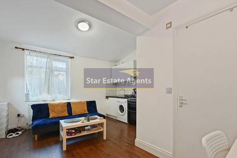 1 bedroom house of multiple occupation for sale, London W12