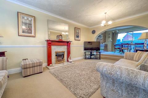 3 bedroom detached house for sale, St. Nicolas Park Drive, Nuneaton