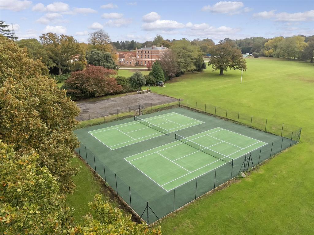 Tennis Courts
