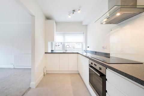 2 bedroom house to rent, Kew Road, Richmond, Surrey