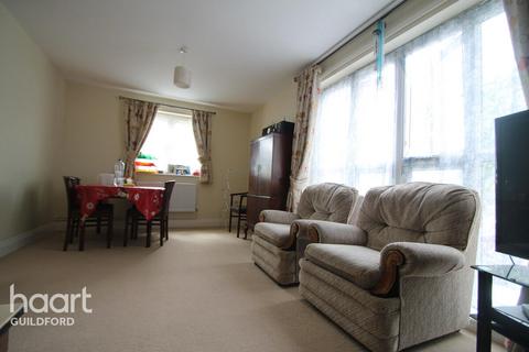 2 bedroom flat to rent, Simmons Court, GUILDFORD