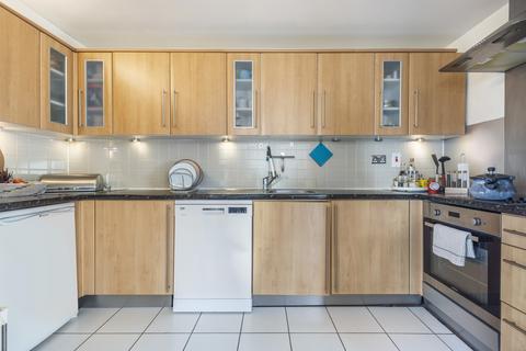 2 bedroom flat for sale, Waterman Building, 14 Westferry Road, London