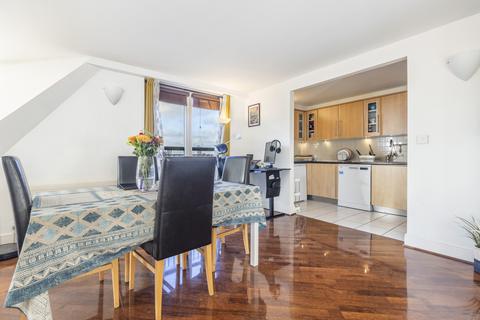 2 bedroom flat for sale, Waterman Building, 14 Westferry Road, London