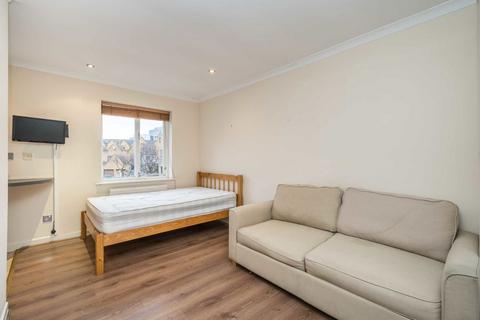 Studio for sale, Waterman Way, London E1W