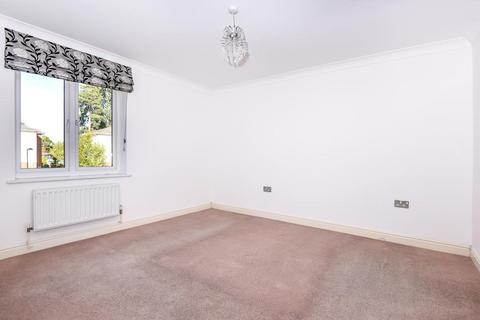 2 bedroom apartment to rent, Ascot,  Berkshire,  SL5