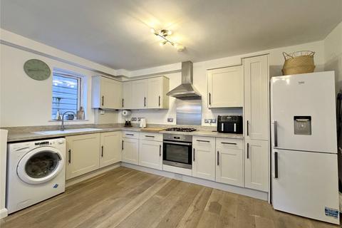 2 bedroom flat for sale, Glyndon Road, London, SE18