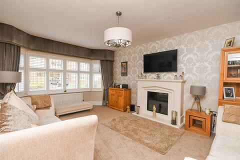 4 bedroom detached house for sale, 9 Pickwick Gardens, Compton, Wolverhampton, WV3 9EH