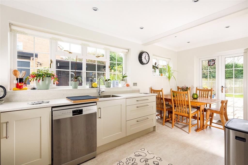 Kitchen/Breakfast