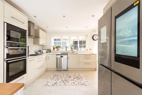 Moonfleet, 21 Bakers Lane, Shutlanger, Towcester, NN12 7RT
