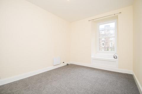 2 bedroom flat to rent, Orwell Terrace, Edinburgh EH11