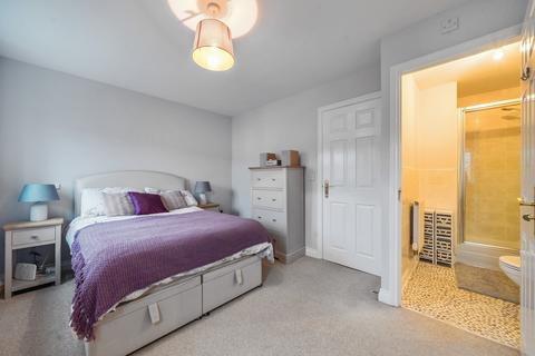 29 Ash Avenue, Carterton, OX18 1HJ