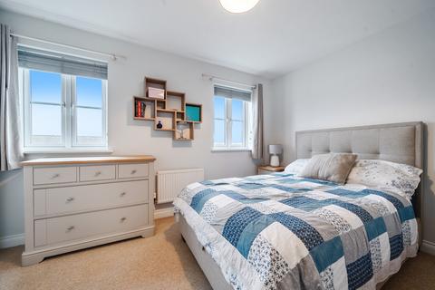 29 Ash Avenue, Carterton, OX18 1HJ